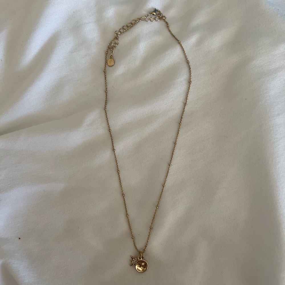 gold necklace never worn